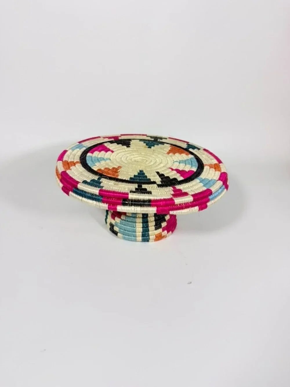 Plate Stand Riser Hand Woven Coil Basket Style Kitchen Home Decor Serving Ware C